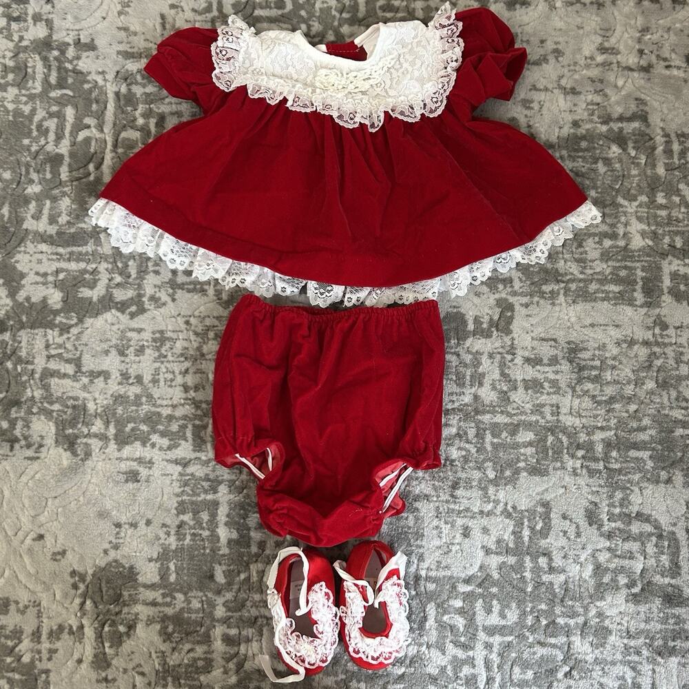 Vintage Hugs & Kisses Girls NB/0-6 m Dress Set USA Red velvet lace short sleeve